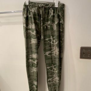 Women’s pants